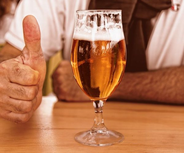 Toirano si prepara alla 37ª “Festa dei Gunbi”: quattro giorni di gusto, tradizioni e musica nel Borgo Antico
