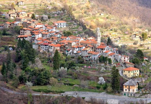 Torna il “Realdo Triathlon”: il 3 ottobre una giornata di sfide goliardiche e musica nella frazione di Triora