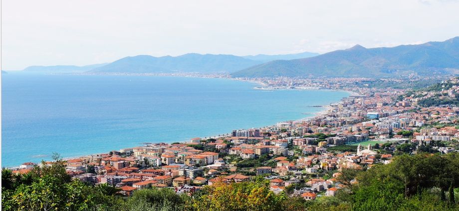 “I Fuochi dell’Assunta”: a Pietra Ligure il magico spettacolo piromusicale di Ferragosto
