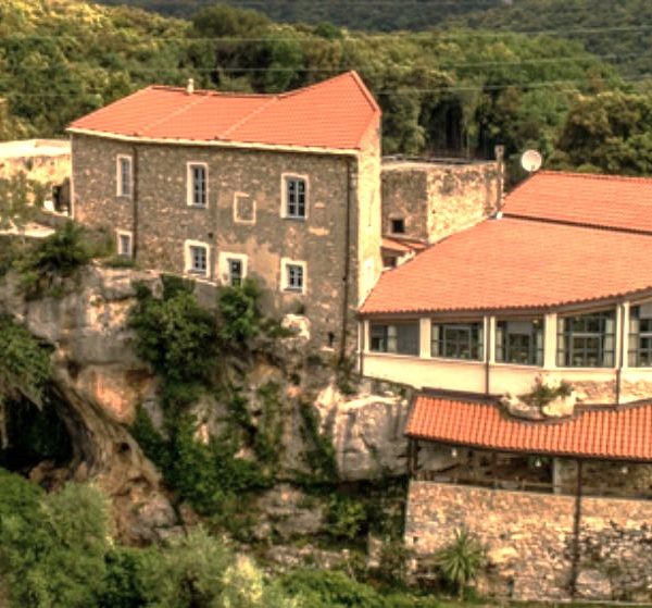 Trattoria la grotta di Mendaro Marina