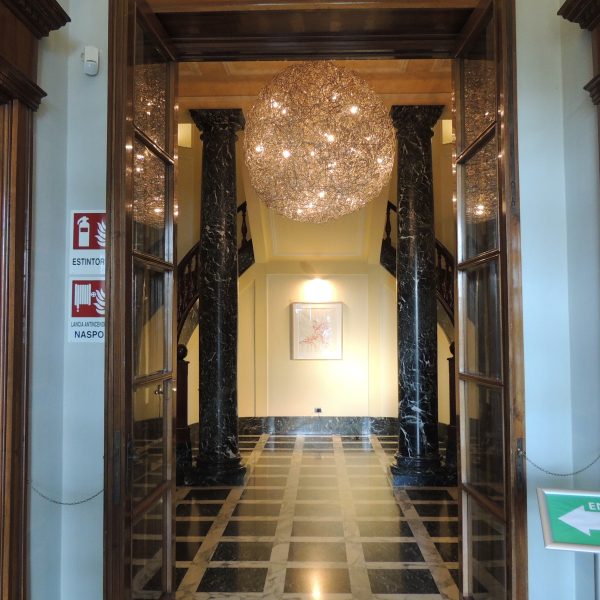 Museo Arte Contemporanea (Maci) a Villa Faravelli