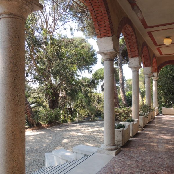 Museo Arte Contemporanea (Maci) a Villa Faravelli