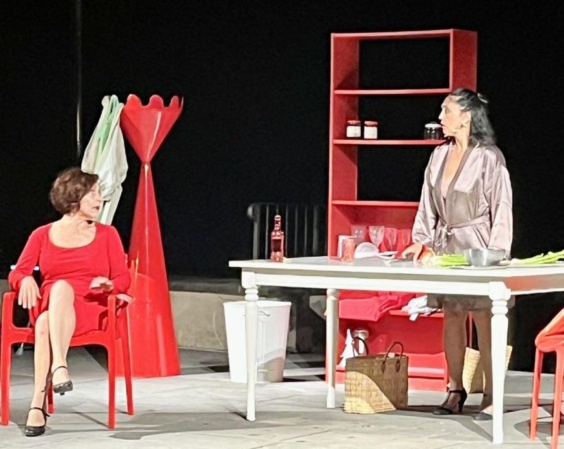 “Alassio a Teatro”: appuntamento a mercoledì 13 marzo con la commedia “Cosa ti cucino amore?”