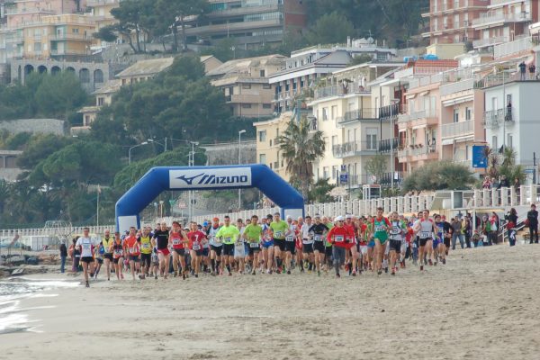 A Laigueglia il Memorial Marco Foschi, trail “Tra mare e cielo”