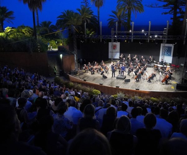 “Il Fuoco del Settecento” a Vallecrosia: l’Orchestra Sinfonica di Sanremo in concerto alla Chiesa di San Rocco