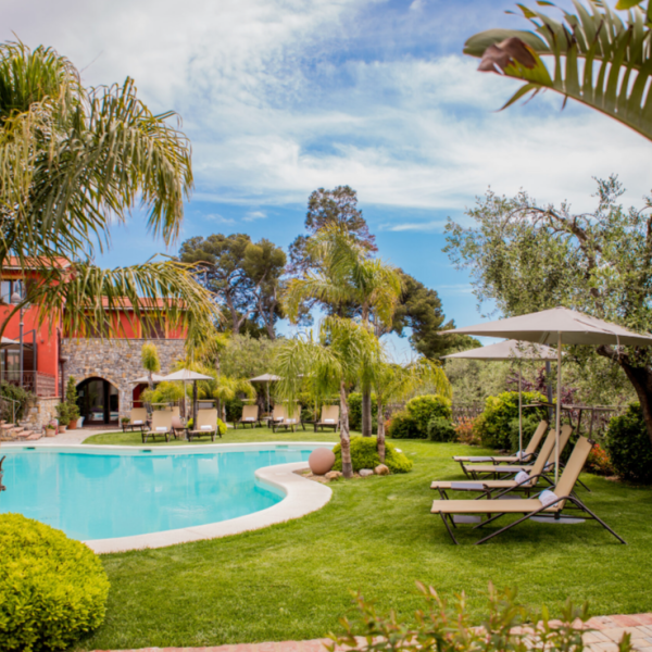 Leonardo Resort