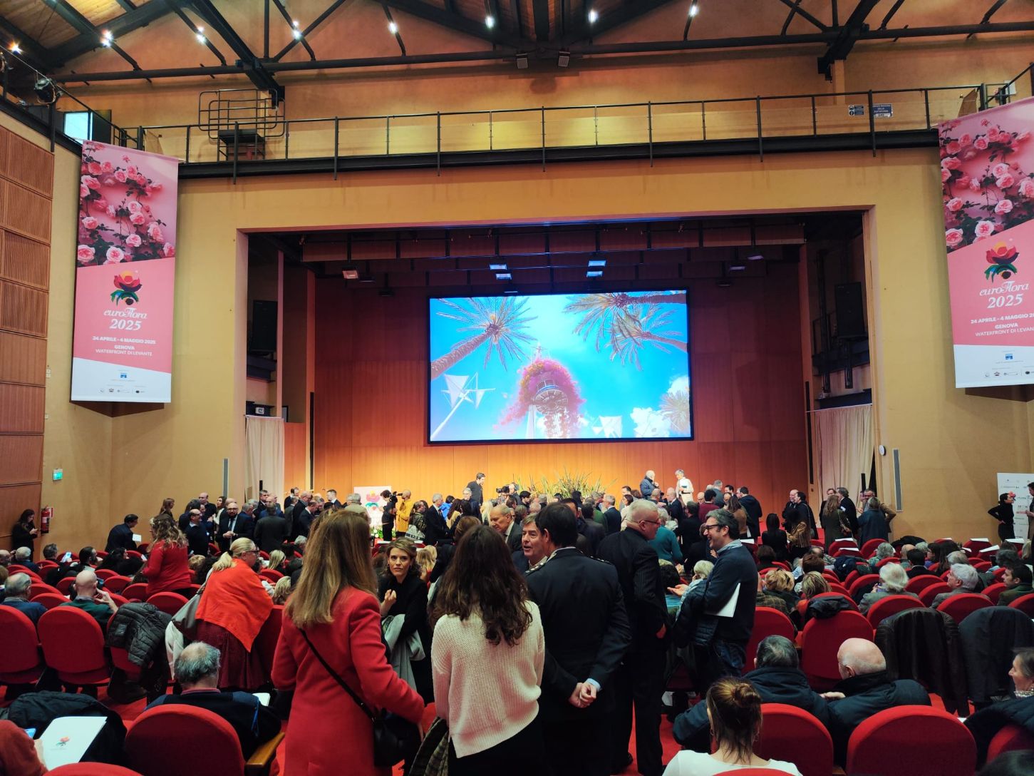 Albenga ad Euroflora con i Dinosauri
