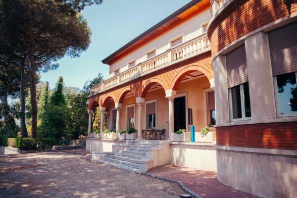 Imperia, al MACI di Villa Faravelli l’esposizione personale del Maestro Elio Lentini