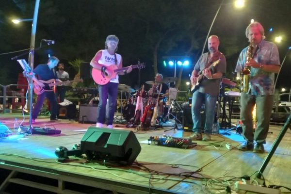 La grande musica rock illumina Villa Scarsella: i Solid Rockers di Imperia inaugurano l’EMD Festival