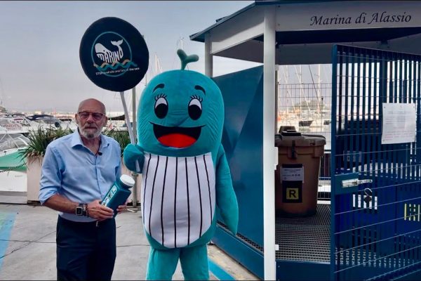 Marina di Alassio: porto Bandiera Blu, promuove le buone pratiche ambientali nel campo dei rifiuti speciali