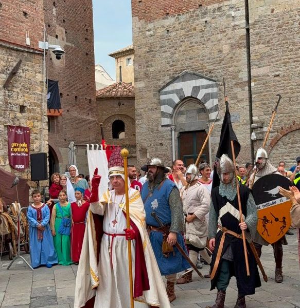 Albenga torna nel 1251 per il Palio Storico: tutte le immagini con le prime sfide e vittorie assolute per il Quartiere Sant'Eulalia