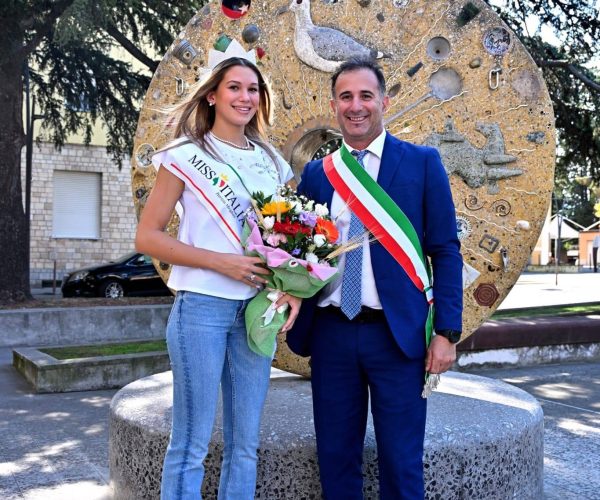 Vado Ligure celebra la sua Miss Italia: domenica grande festa ai Giardini a Mare per Sarah Rizea